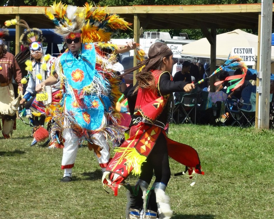 183783 3515624412536 1885653234 n